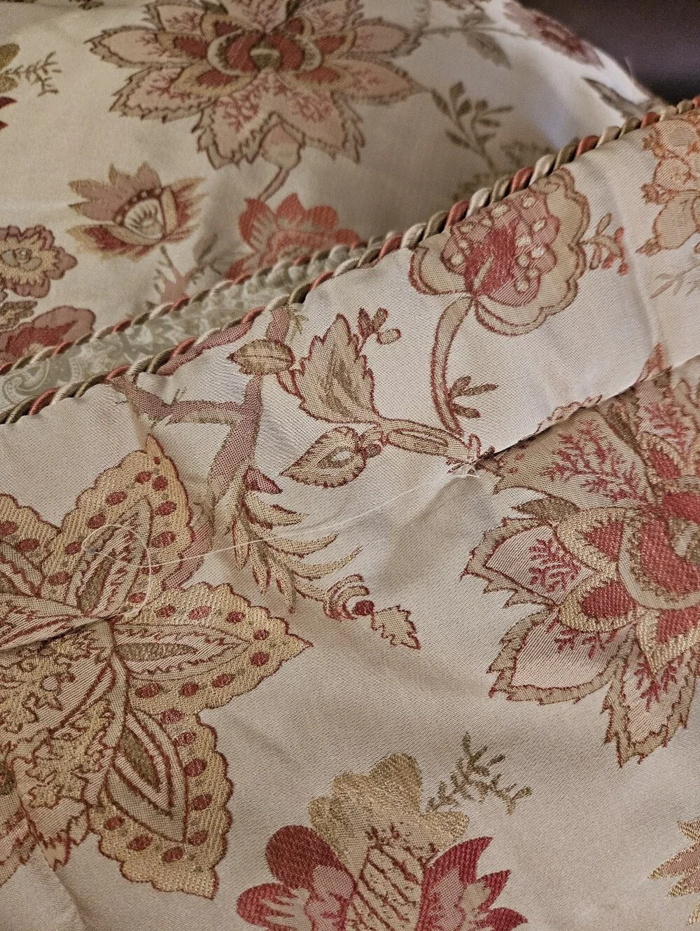 Croscill Queen Comforter Jacobean Floral with Matching Shams and Valance
